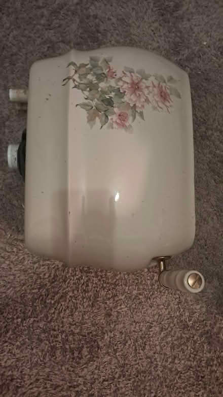 Photo of free 1970's toilet and sink (Holloway road N4) #1