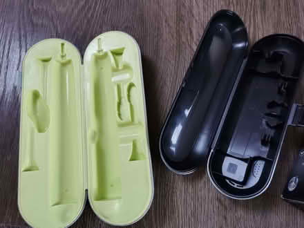 Photo of free Philips Sonicare toothbrush travel cases and charging cable (Lloyd Park CR0) #3