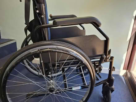 Photo of free Wheelchair (Hampton Hill TW12) #3