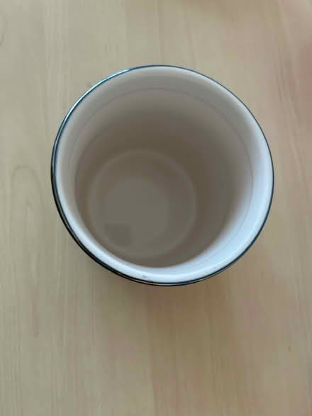 Photo of free Decorative pot (Ha2 8pw) #2