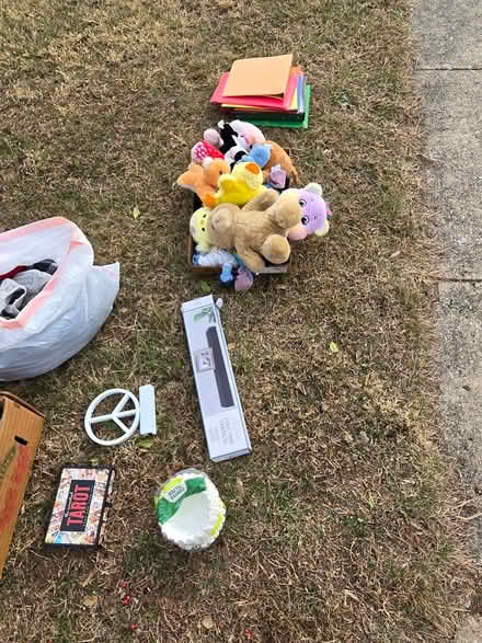 Photo of free Curb Alert (628 Longview dr) #4