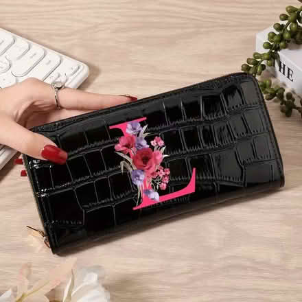 Photo of free large clutch purse with letter L on (Moor Allerton LS17) #1