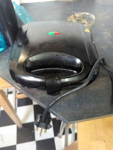 Photo of free Toastie maker (Lewisham way SE4) #1