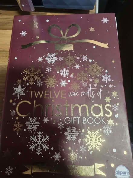 Photo of free Tooth brush set. Wax melts (Cavendish DE23) #4