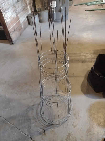 Photo of free 4 tomato cages (East Arlington) #1