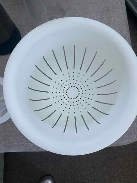 Photo of free Different kitchen bits (Basildon Essex) #2