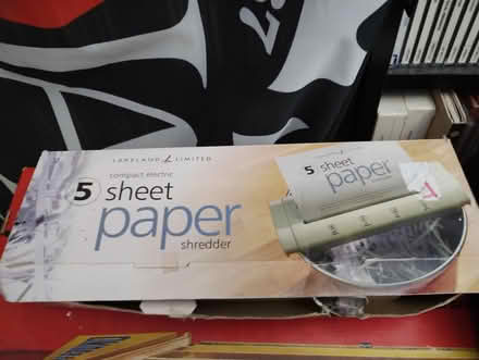 Photo of free Paper shredder (small) (Hatfield, AL10) #1