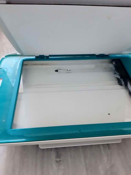 Photo of free HP Deskjet Printer - Spares or Repair (Tolworth KT6) #3