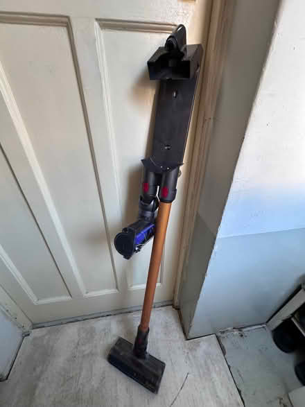 Photo of free Dyson D7 vacuum cleaner (Headington OX3) #1