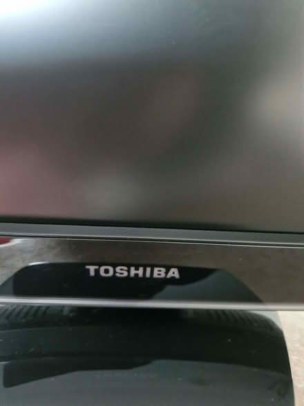 Photo of free TV/DVD Player (Currie EH14) #2