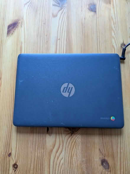 Photo of free Chromebook running Linux (Walthamstow, E17) #1