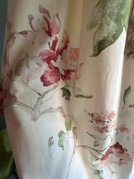 Photo of free Wardrobe doors / Curtains (Richmond TW1) #4