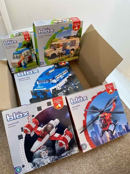 Photo of free 5 x blox sets (Witney OX28) #1