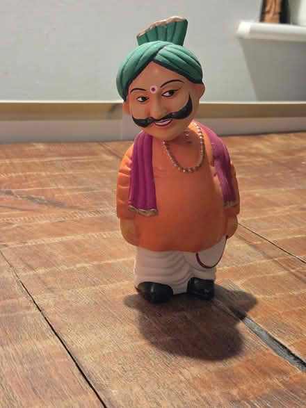 Photo of free Indian man pottery bobblehead (GL53 Charlton Kings) #2
