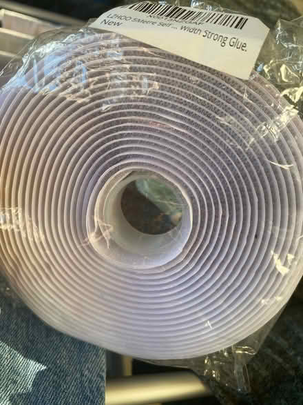 Photo of free Self adhesive Velcro (Rhwibina CF14) #1