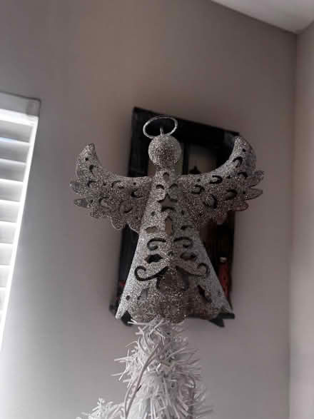 Photo of free Pre-lit Christmas tree/ decorations (Jensen Beach, FL) #2