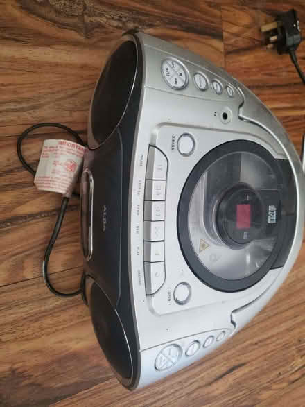 Photo of free portable cd player / radio (Sandal WF2) #1