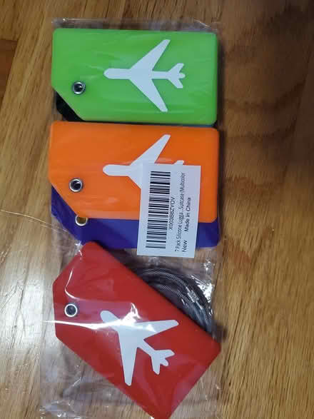Photo of free Multicolor pack of luggage tags (Downtown Bothell) #1