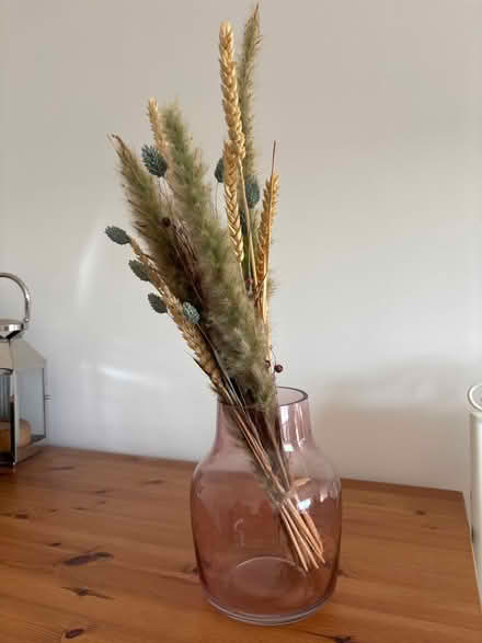 Photo of free Pink glass vase (Hoddesdon) #1