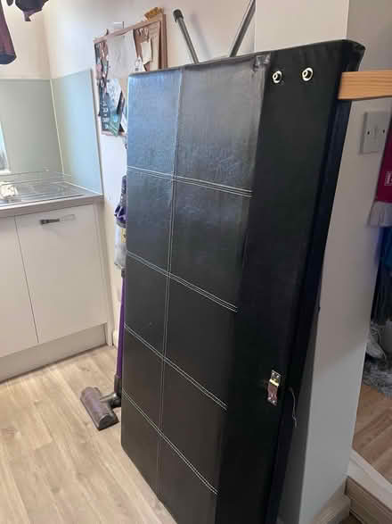 Photo of free Double Bed frame (Tring - HP23) #4