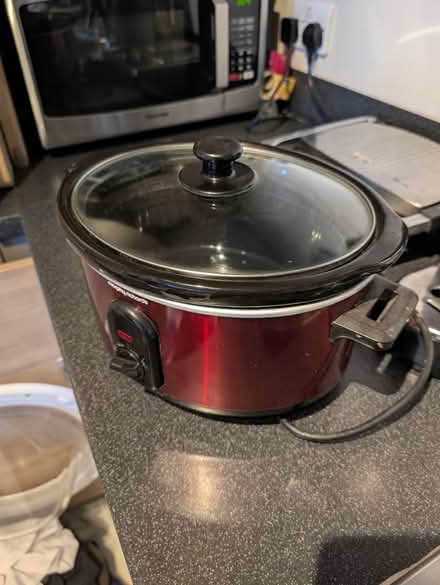 Photo of free Slow cooker (SE10) #1