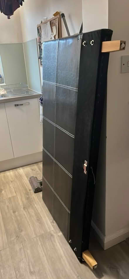 Photo of free Double Bed frame (Tring - HP23) #1