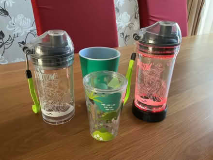 Photo of free Selection of Kids Beakers (Longlevens GL2) #1