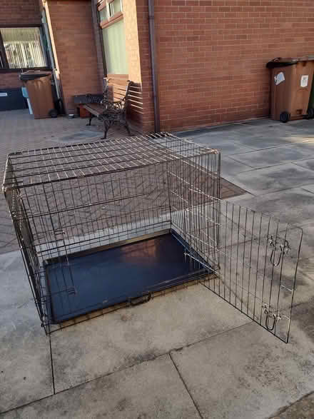 Photo of free Dog Crate 92cm x 62cm x 70cm (Haydock) #3
