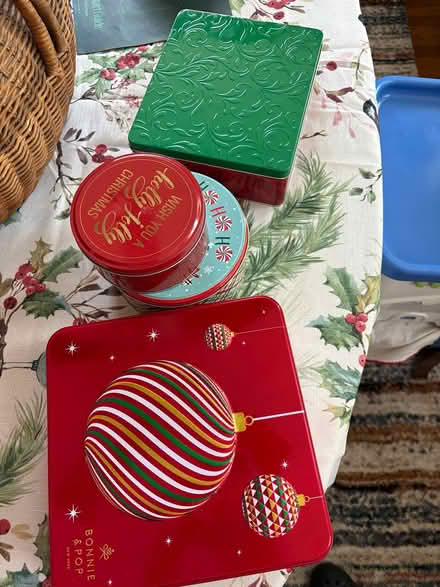 Photo of free Storage Tins, different sizes (Drexel Hill) #1