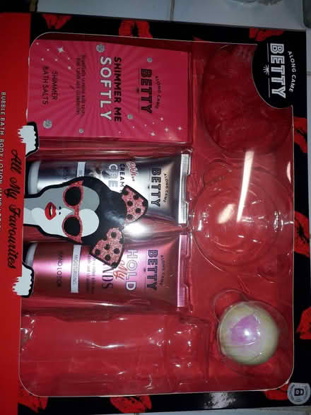 Photo of free Clean & preen (Colchester CO1) #2