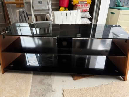 Photo of free TV Stand (Giffnock G46) #1