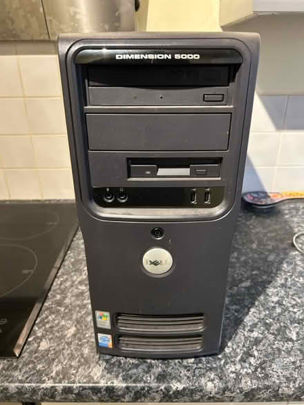 Photo of free PC tower, Dell Dimension 5000 (Peterborough PE2) #2