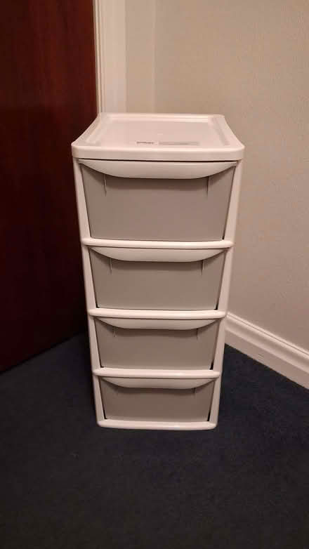 Photo of free Storage Unit - Small (Cramond EH4) #1