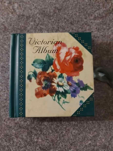 Photo of free Photo album (Cheam SM2) #1