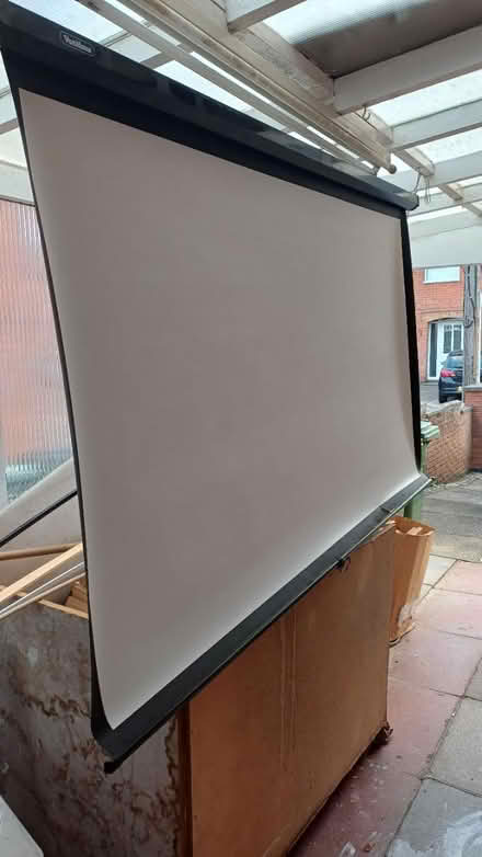 Photo of free Pull down projector screen (Glenfield LE3) #1
