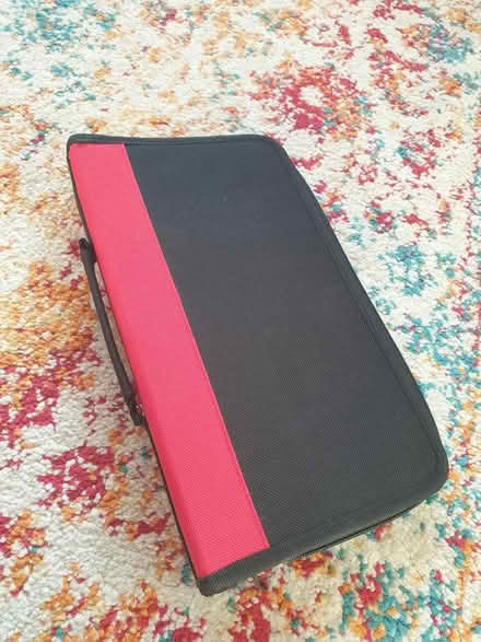 Photo of free cd/dvd storage case (Woodside WD25) #1