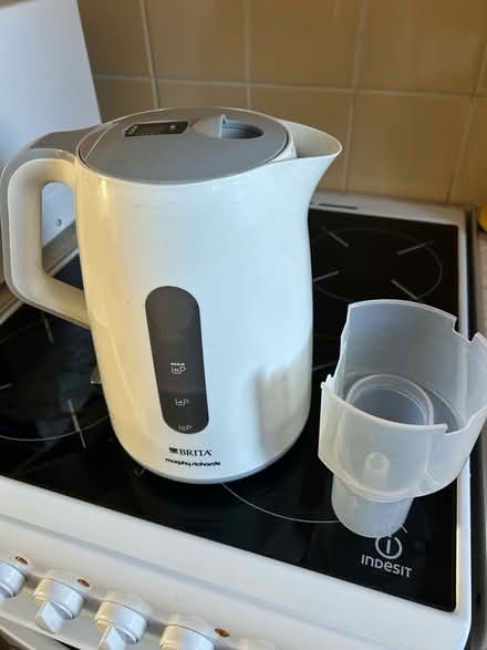 Photo of free Kettle (Hanworth RG12) #1
