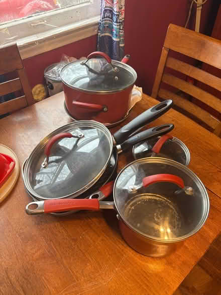 Photo of free used pots and pans w/lids (9 mile and John R- Hazel Park) #1