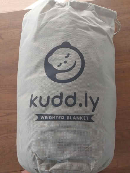 Photo of free Kudd.ly weighted blanket - navy blue, 4.7kg (48” x 78”) (New Malden KT3) #2