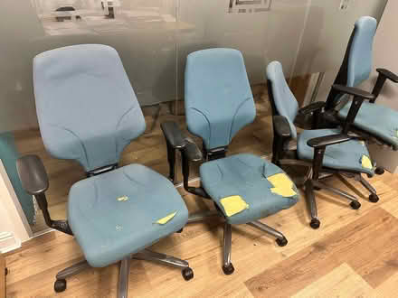Photo of free 4 office chairs and a filing cabinet (Short Heath B23) #4
