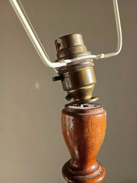 Photo of free Victorian lamp stand (Nooklands PR2) #4