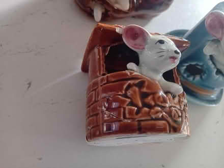 Photo of free 1960s ornaments (MK42) #1