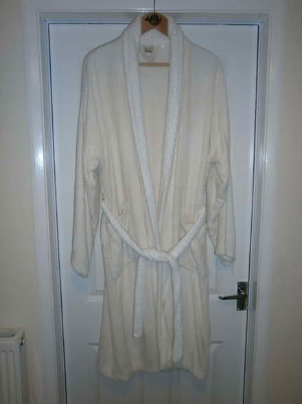 Photo of free Mens Cream Towelling Bath Robe size M (Bryn WN4) #1