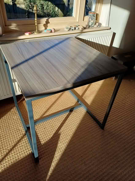 Photo of free Square Desk in very good condition and very sturdy (Kidlington OX5) #1