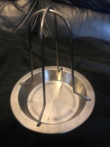 Photo of free Vertical chicken/turkey roaster (Ottawa and surrounding area) #1