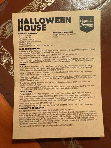 Photo of free Halloween House (Edible!) (Putney, SW15) #4