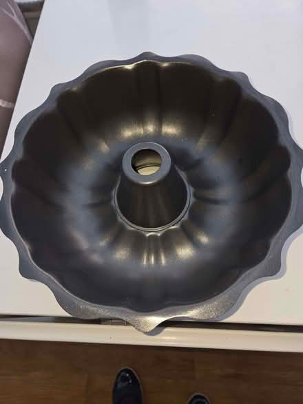 Photo of free Baking tins various (Staveley LA8) #4