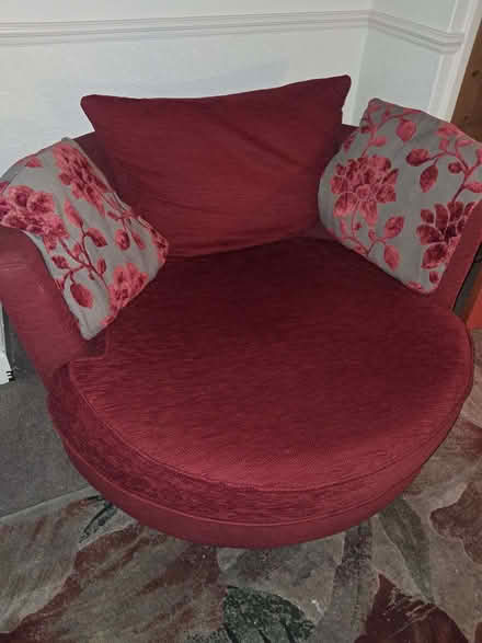 Photo of free Red swivel snuggle chair. (Colchester CO4) #1