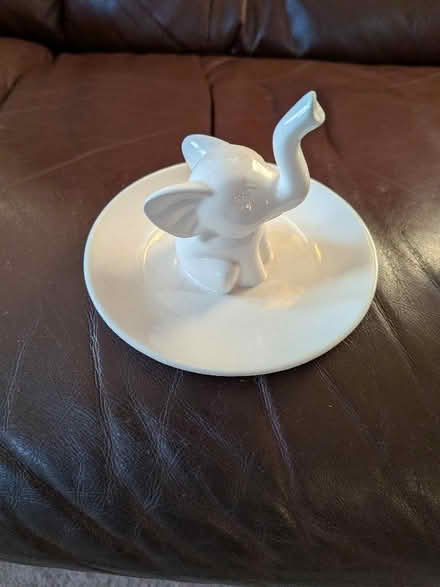 Photo of free Elephant ring holder/ornament (Roffey RH12) #1