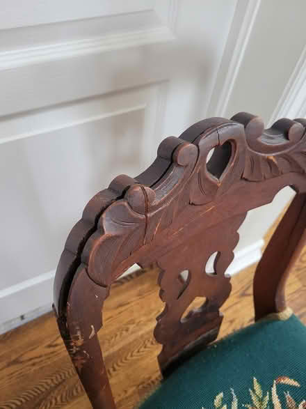 Photo of free Antique chair (Ottawa West) #1